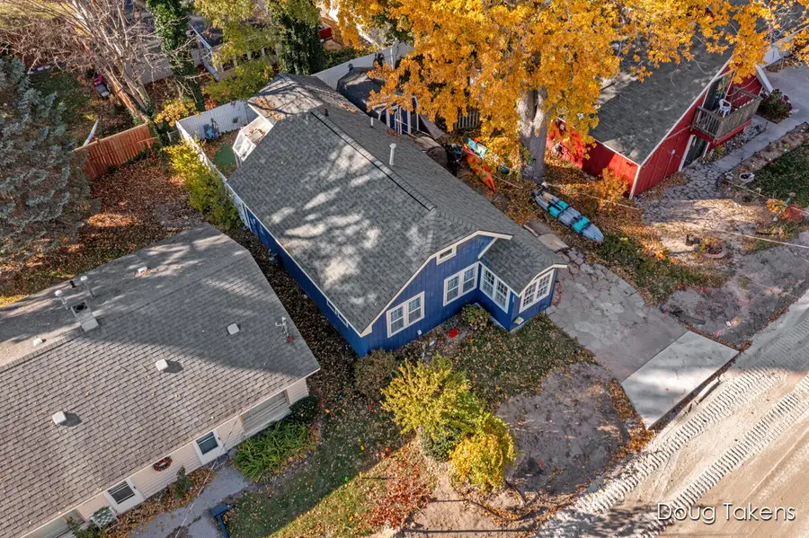 209 Rex Avenue, Spring Lake, MI 49456 - #3