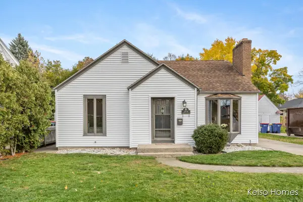 2818 Edgewood Avenue NE, GrandRapids, MI 49505