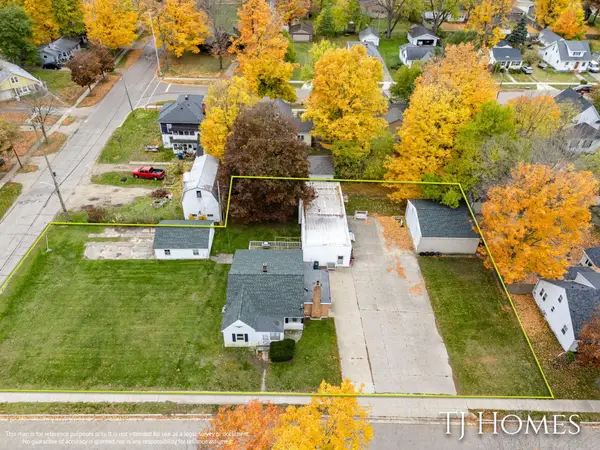 146 Hanlon Court, Wayland, MI 49348