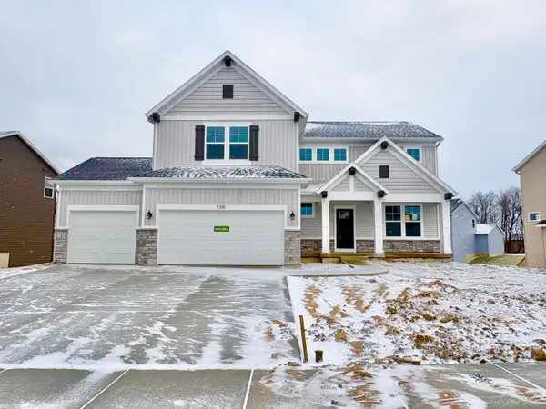 7318 Graymoor Street SE, Caledonia, MI 49316