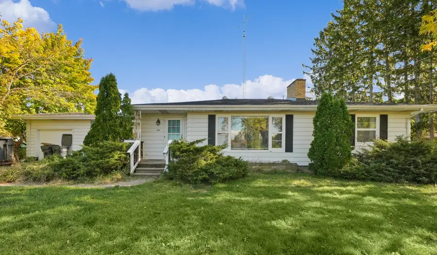 1919 Broadway, Fair Plain, MI 49022 - Image #2