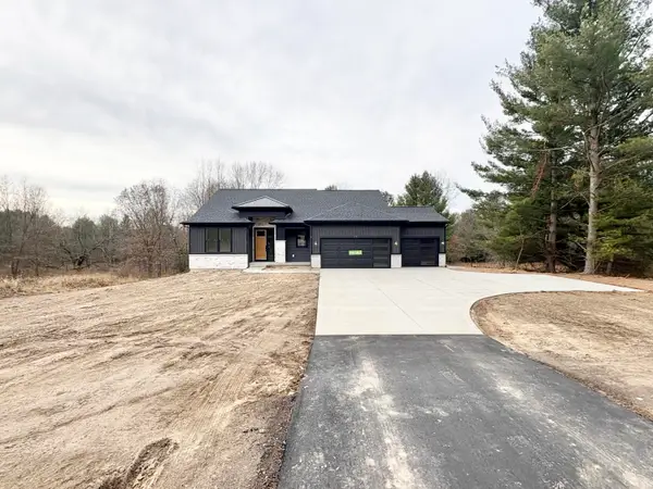 9197 Alaska Avenue SE, Caledonia, MI 49316