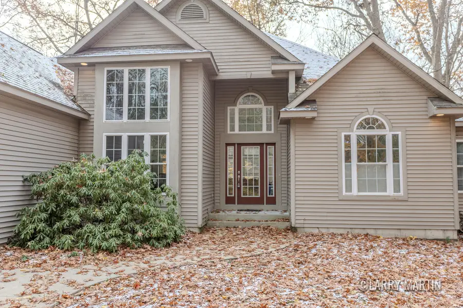 18486 W Spring Lake Road, Spring Lake Township, MI 49456 - Image #2