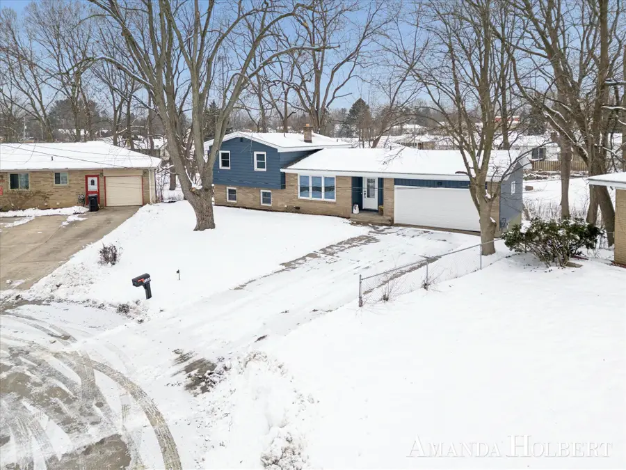 5106 Bridle Creek Court SE, Kentwood, MI 49508 - Image #3
