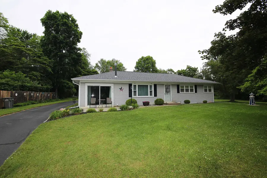 4735 E Halbert Road, Bedford, MI 49017 - Image #2