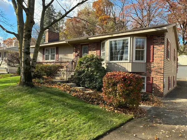 2303 Sylvan Avenue SE, GrandRapids, MI 49506