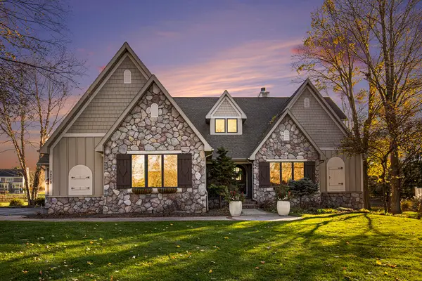 7270 Storey Book Lane SE, Ada, MI 49301