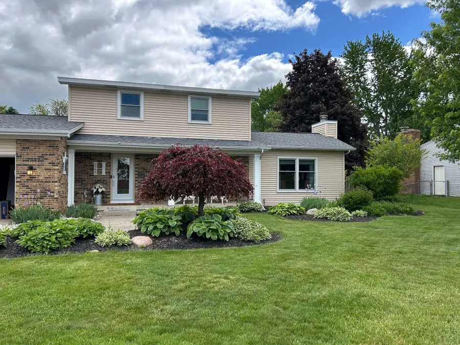 4908 Cresthill Drive NE, Northview, MI 49525 - Image #2