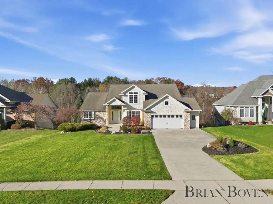 3081 Royal Hannah Drive NE, Rockford, MI 49341 - Image #2