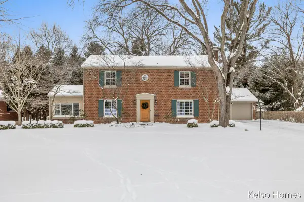 635 N Linden Street, Marshall, MI 49068