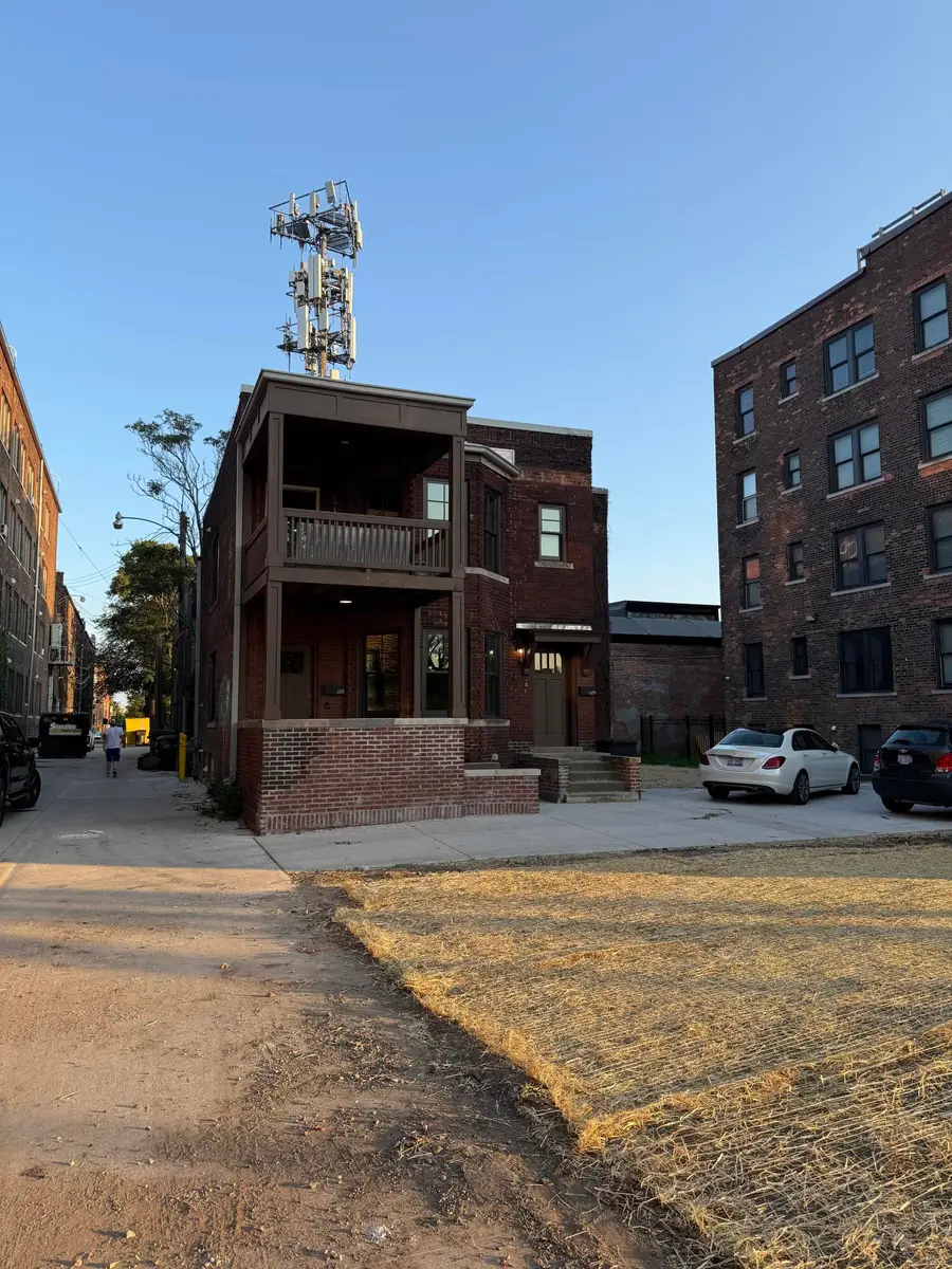 691 W Alexandrine Street Unit: 1, Detroit, MI 48201 - Image #2