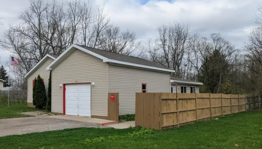 134 N 5th Street NE, Cedar Springs, MI 49319 - #3