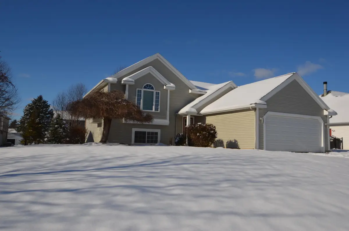 8661 Grainery Road SE, Caledonia, MI 49316 - Image #1