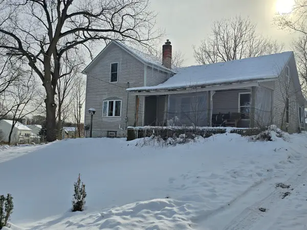 3820 11 Mile Road NE, Rockford, MI 49341