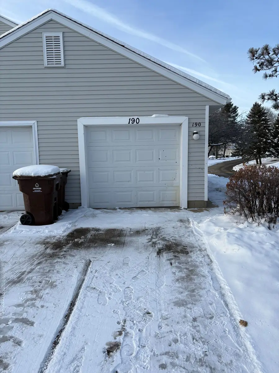 190 Hunters Lane NE Unit: 38, Rockford, MI 49341 - Image #2