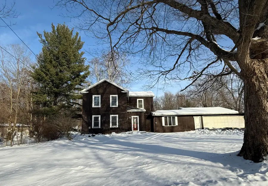 236 W Main Street, Vermontville, MI 49096 - #2