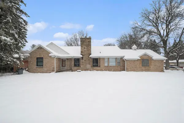 3041 Burton Street SE, GrandRapids, MI 49546