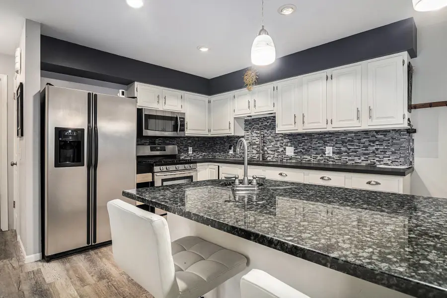 5776 Leisure S Drive SE Building: 26, Grand Rapids, MI 49548 - Image #2