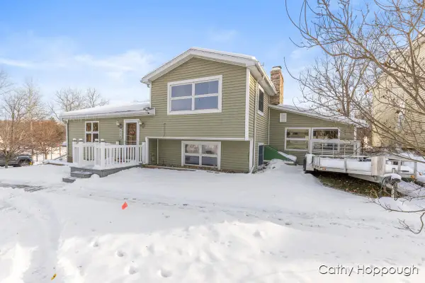 220 N Maple Avenue, MapleRapids, MI 48853