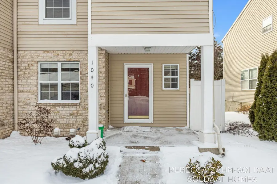 1040 Ada Place Drive SE Unit: 7, Forest Hills, MI 49546 - Image #3