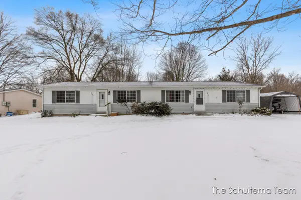 5668-5670 142nd Avenue, Holland, MI 49423