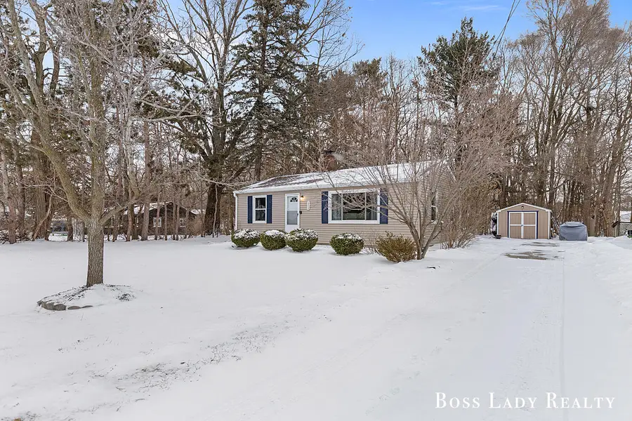 15422 Coleman Avenue, Grand Haven Charter Township, MI 49417 - Image #2