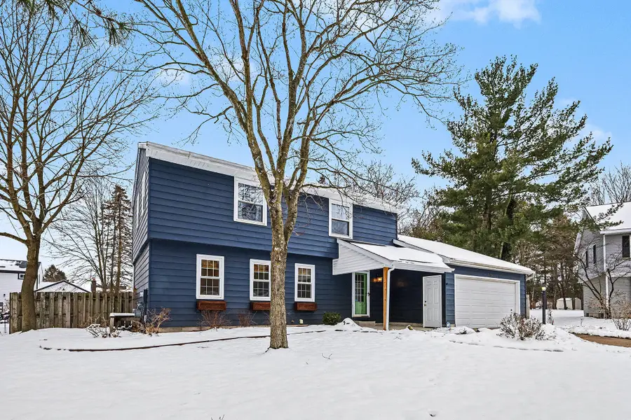 6050 Adaway Court SE, Ada, MI 49301 - Image #2