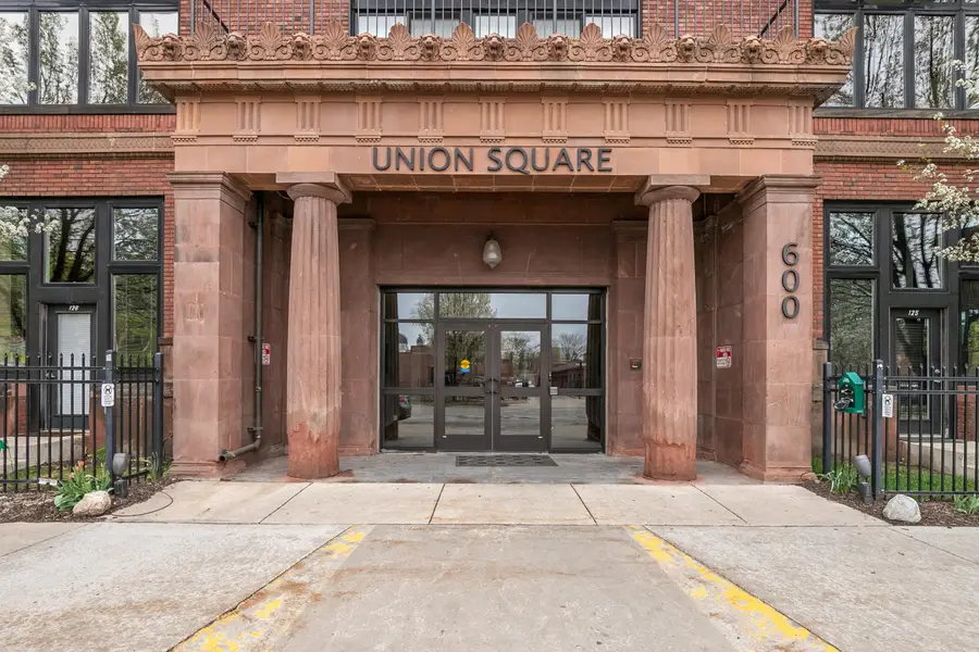 600 Broadway Avenue NW Building: 1 Unit: 226, Grand Rapids, MI 49504 - Image #3