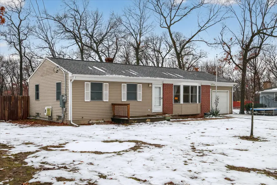 1950 Garret Drive NE, Grand Rapids Charter Township, MI 49525 - Image #2