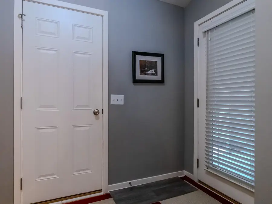 7366 Sierrafield Court SW Building: 46 Unit: 212, Cutlerville, MI 49315 - Image #3