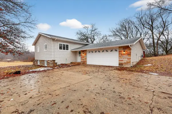 9780 Courtland Drive NE, Rockford, MI 49341