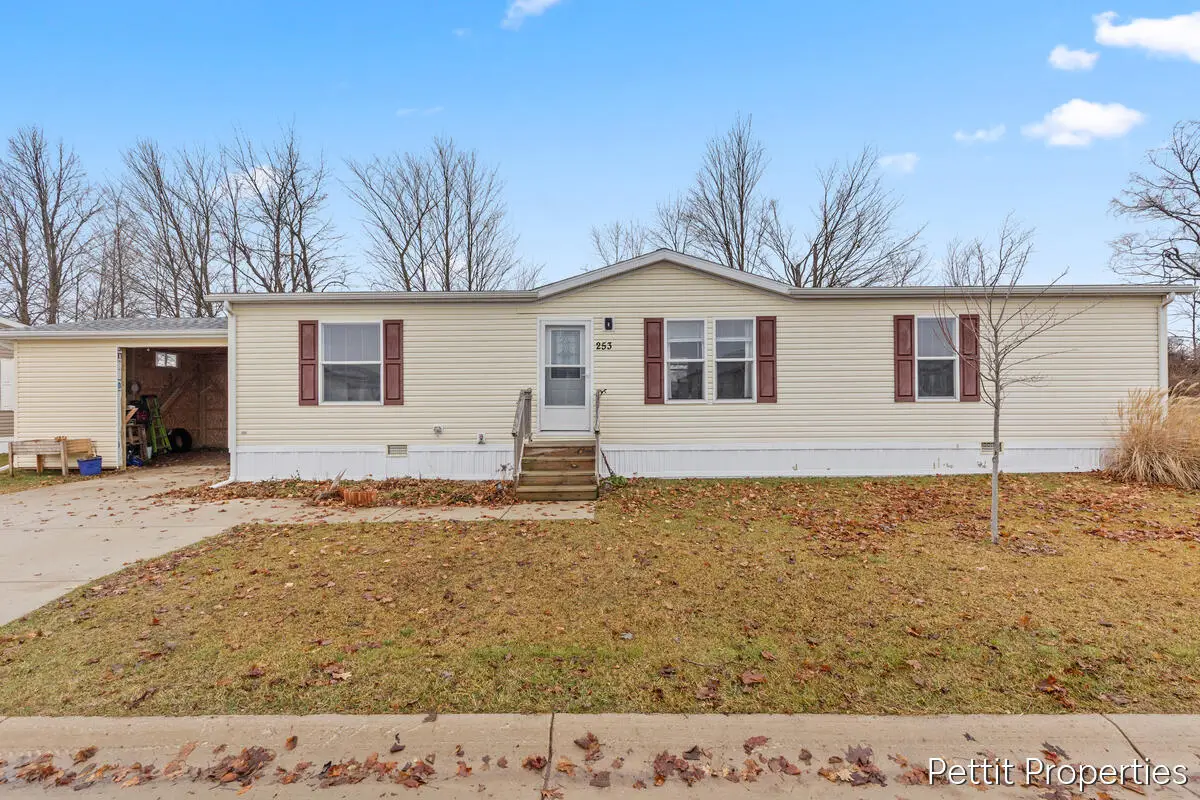 7204 E Grand River Avenue Unit: 253, Portland, MI 48875 - Image #1