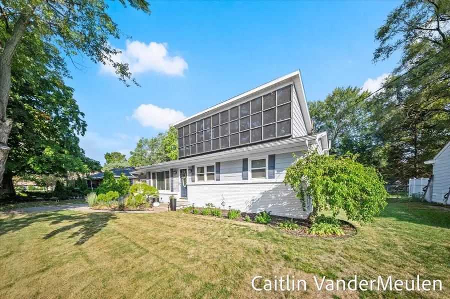 3963 41st Street SW, Grandville, MI 49418 - Image #2