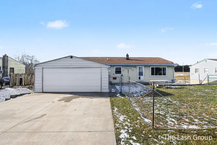 21763 Collier Avenue, Bedford, MI 49017 - Image #2