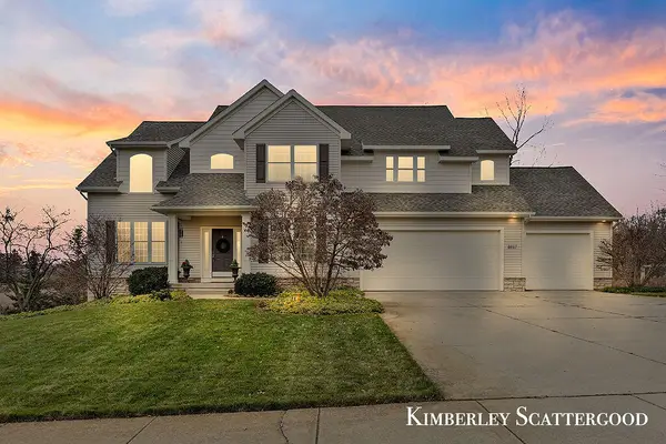 8617 Olde Meadow Drive NE, Rockford, MI 49341