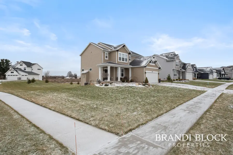 5904 Crossmoor Street SE, Caledonia, MI 49316 - Image #3