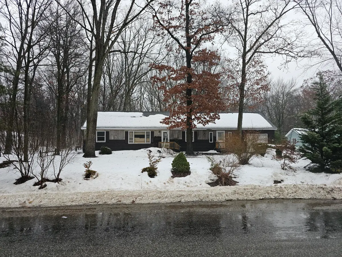 1560 S Brooks Road S, Muskegon, MI 49442 - Image #1