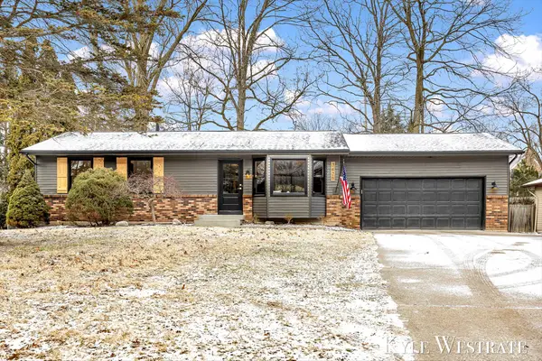 3425 Cascade Road SE, GrandRapids, MI 49546