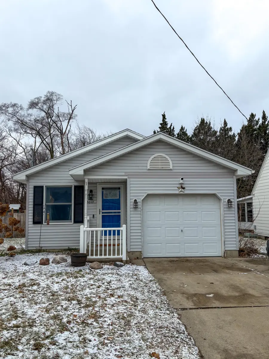 3017 Nursery Avenue SW, Wyoming, MI 49519 - Image #2