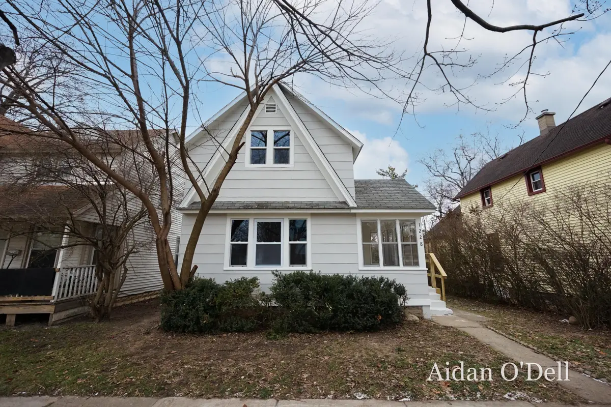 1228 Quarry Avenue NW, Grand Rapids, MI 49504 - Image #1