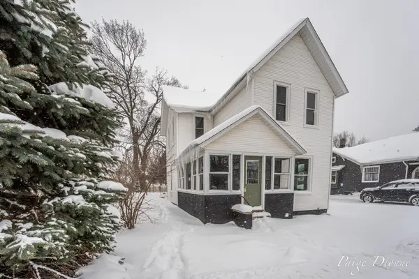 32 W Main Avenue, Zeeland, MI 49464