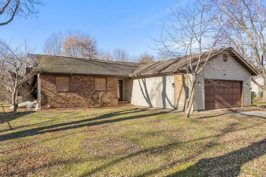 2360 Roncy Road, Fair Plain, MI 49022 - Image #2