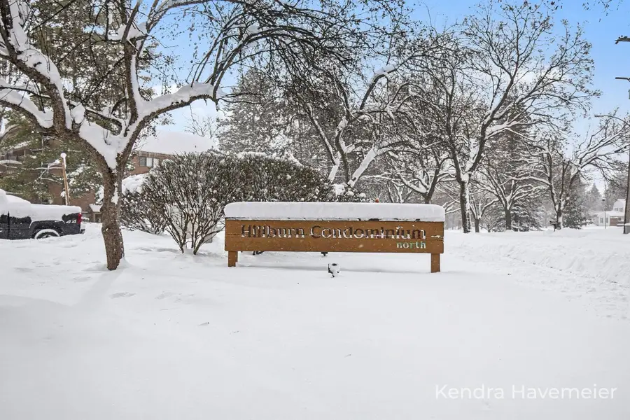 1270 Hillburn Avenue NW, Grand Rapids, MI 49504 - Image #2