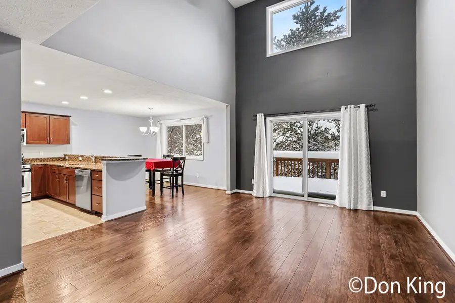 3037 Ledgestone Place NE, Grand Rapids Charter Township, MI 49525 - Image #2