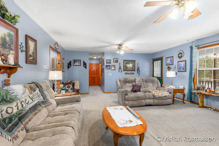 11109 Adams Hall Drive, Greenville, MI 48838 - Image #3