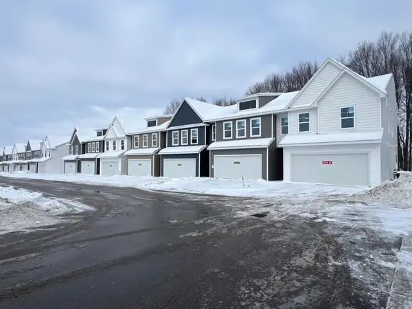 3333 Kings River Street SW Unit: 43, Wyoming, MI 49418