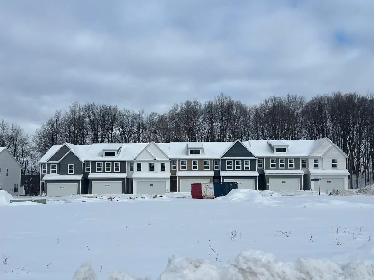 3331 Kings River Street SW Unit: 44, Wyoming, MI 49418 - Image #1