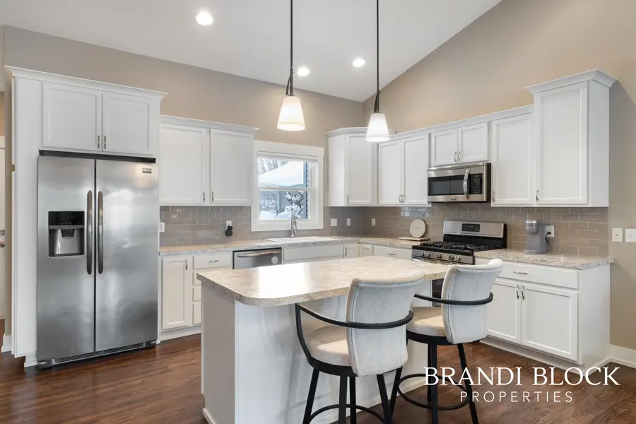 8019 Amber Crest Drive SW, Byron Township, MI 49315 - Image #3