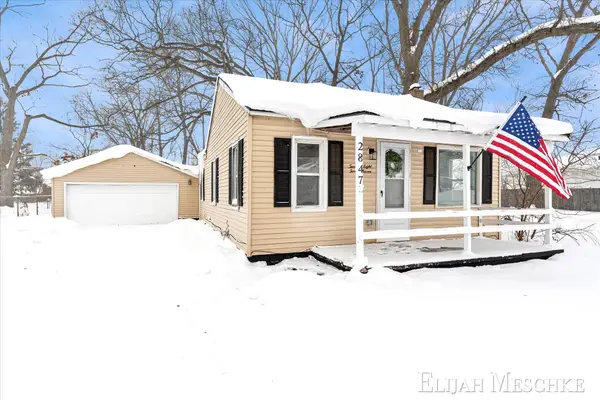 2847 Mc Dermott Street, NortonShores, MI 49444
