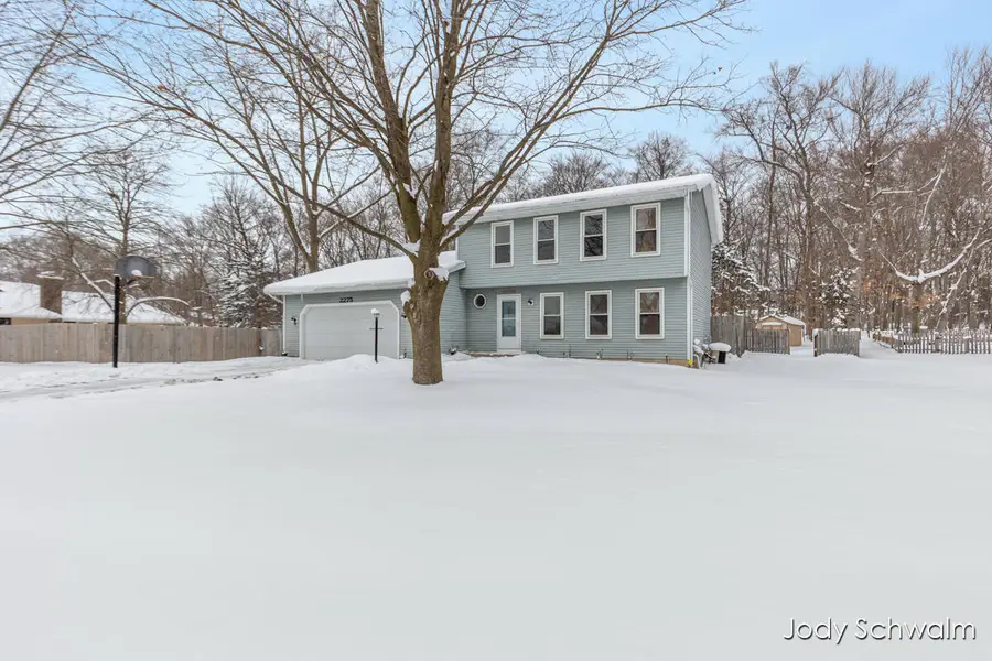 2275 Embro Drive SE, Kentwood, MI 49508 - Image #2